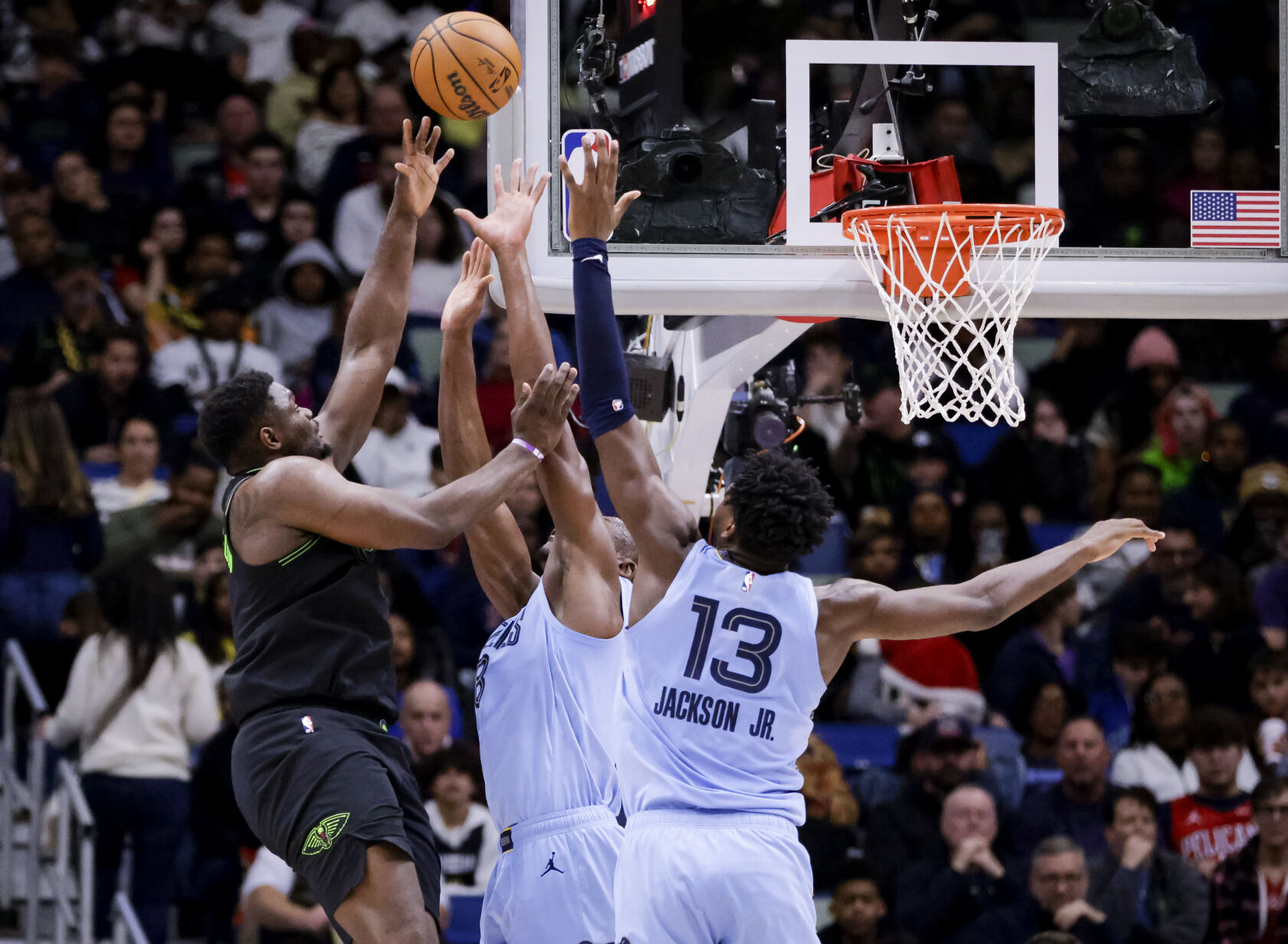 NO.pelicansgrizzlies.122723.208.jpg